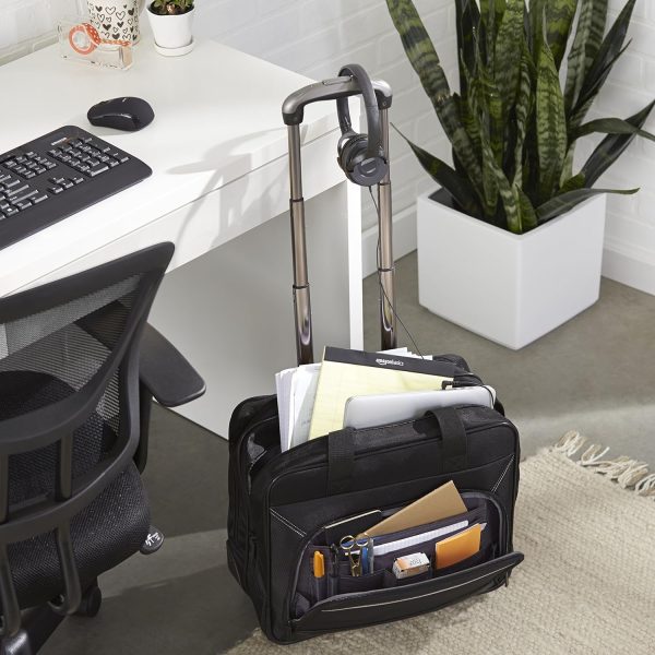 Amazon Basics 15.6 Inch Laptop Briefcase-1