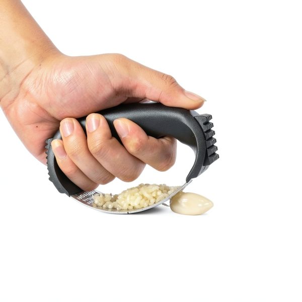 Garlic Press Rocker Oeraidim Stainless Steel Mincer with Peeler-2