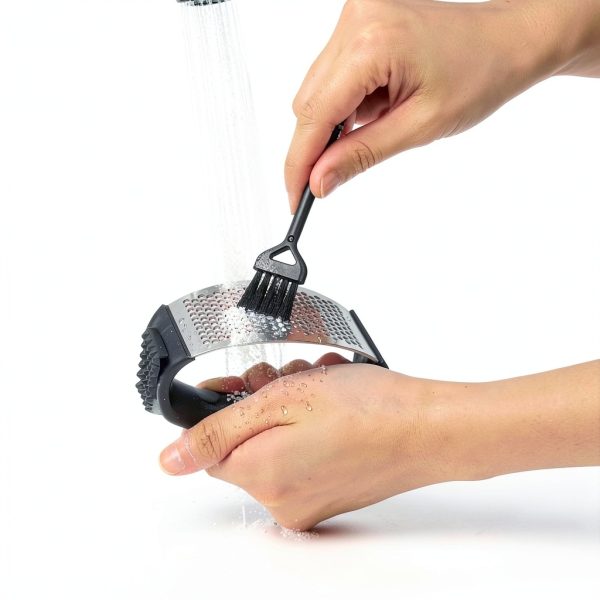 Garlic Press Rocker by Pomyter Stainless Steel Mincer with Peeler-5